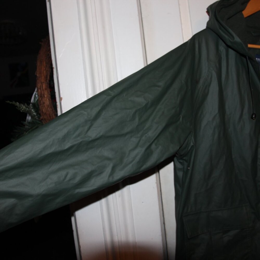 Basic Edition Large Coat - Picture 5 of 7